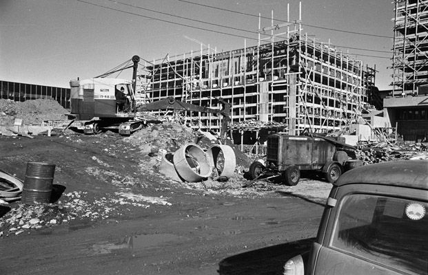 Byggeplass langs dagens Moltke Moes vei, fotografert 1966.